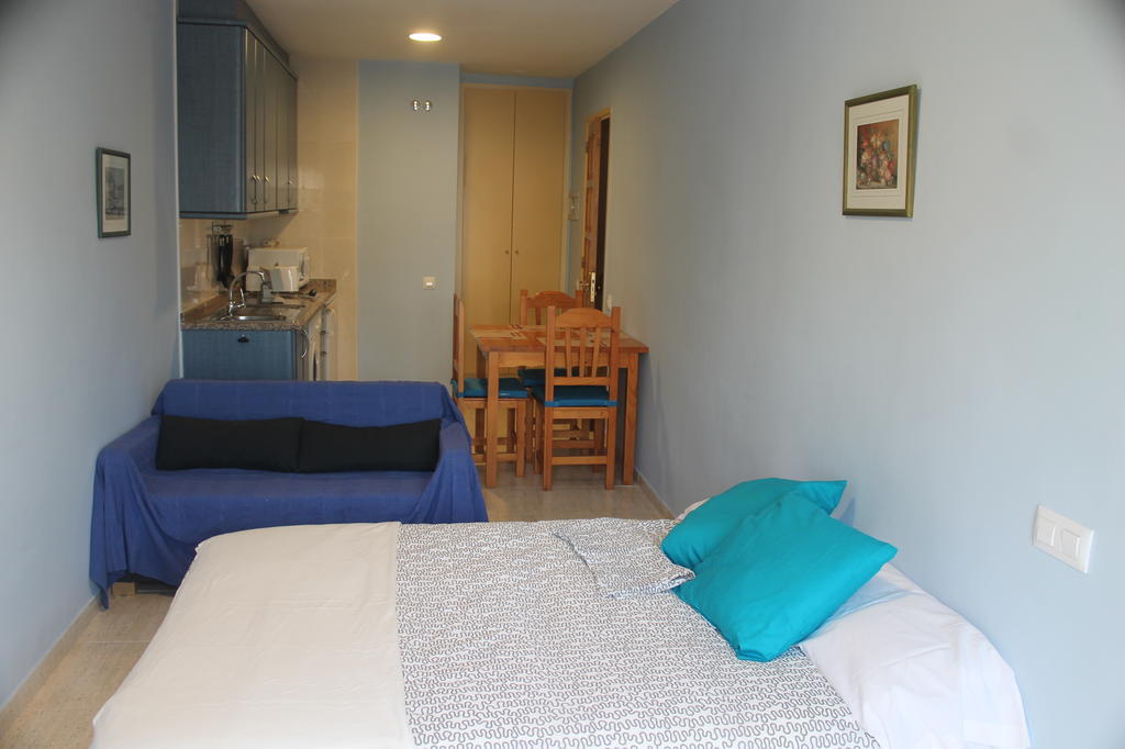 Apartaments Can Claudi Tossa de Mar Exteriör bild